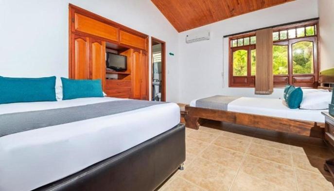 Hotel Casa Baquero El Cairo  Zewnętrze zdjęcie